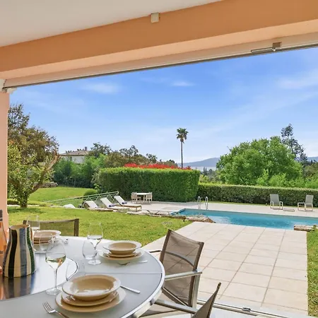 Les Chenes - Piscine Privee - Vue - St Tropez Port Grimaud