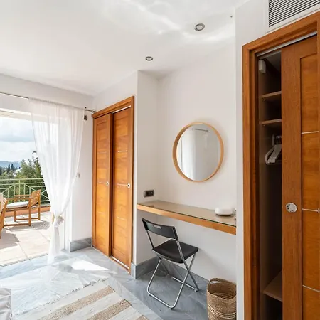 Les Chênes - Piscine Privée - Vue - St Tropez Villa