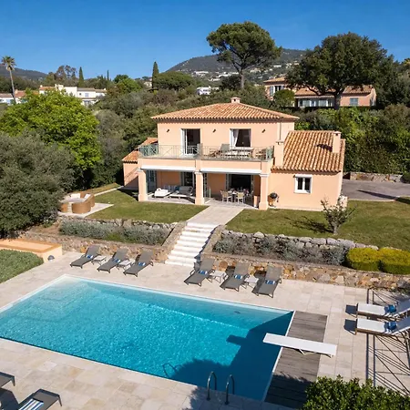 Les Chênes - Piscine Privée - Vue - St Tropez Villa